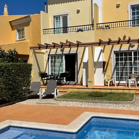 Moradia Da Encosta-